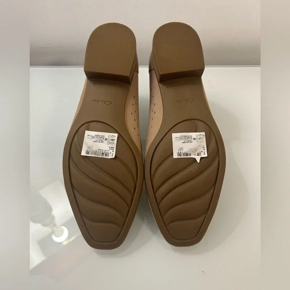 Clark’s suade loafers - Picture 6 of 6